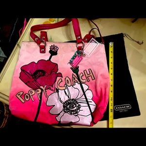 Coach bag, medium pink and bright colors “poppy coach”